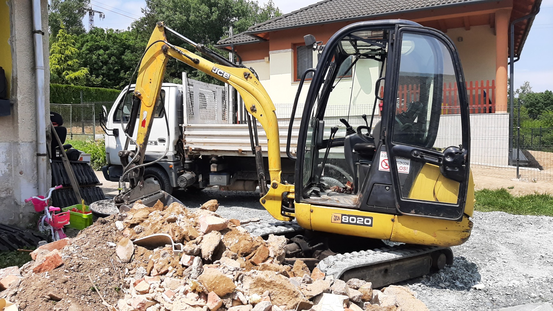 Törmelék elszállítás