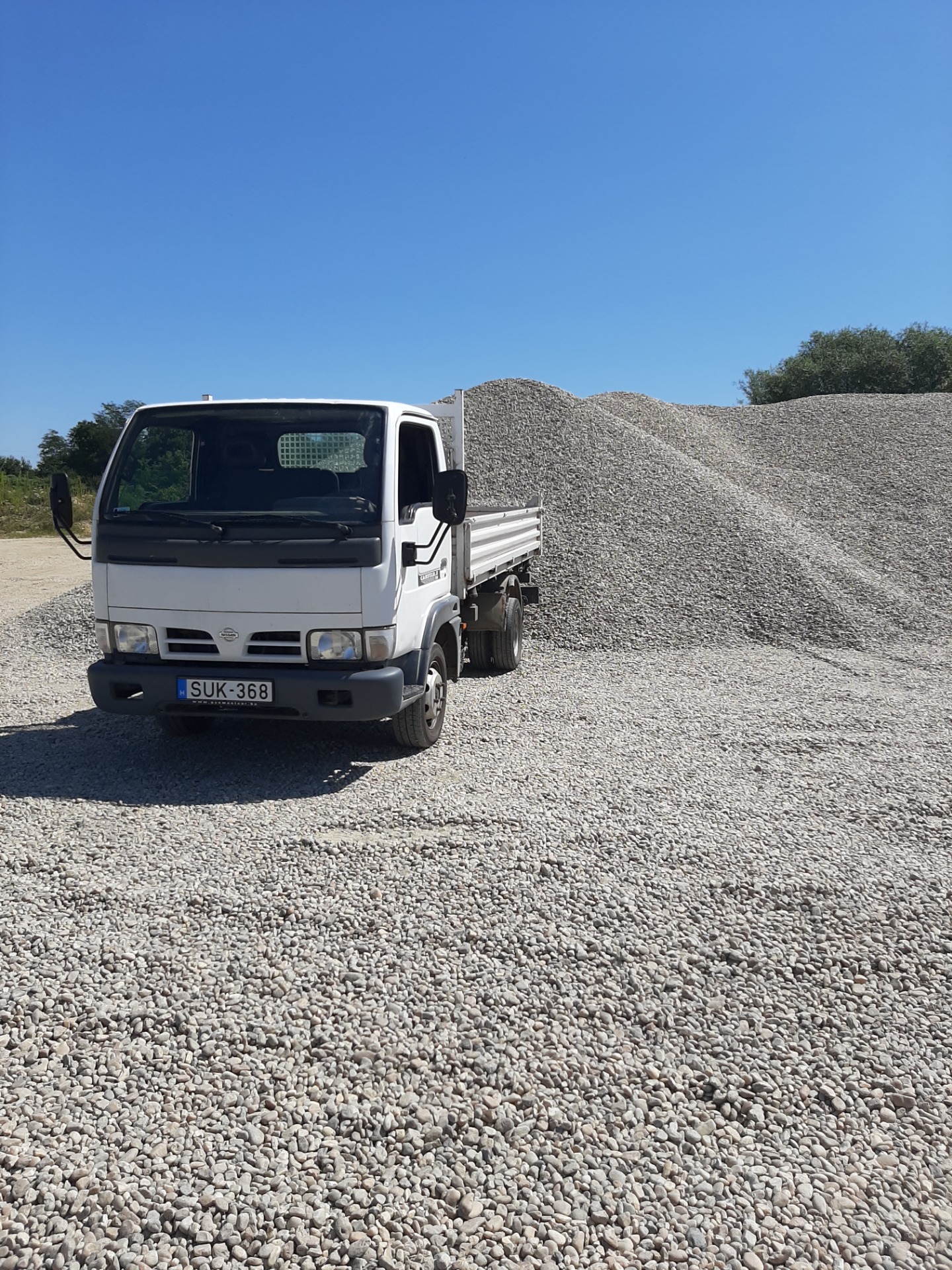 Kavics szállítás 